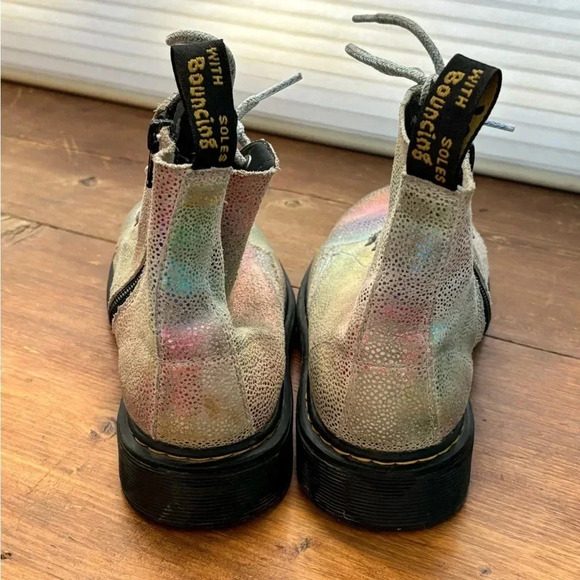 Dr. Marten’s 1460 Pascal Rainbow Kids Boot - Picture 7 of 9